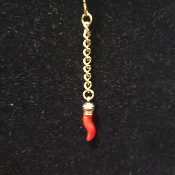 Italian Red Onyx Cornicello Charm for Car Mirror: Good Luck and Protection - Picture 3 of 9